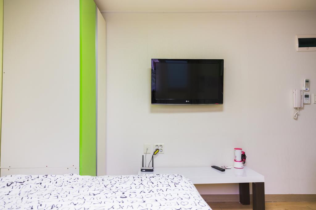 Zaza Backpackers Guest house 2*
