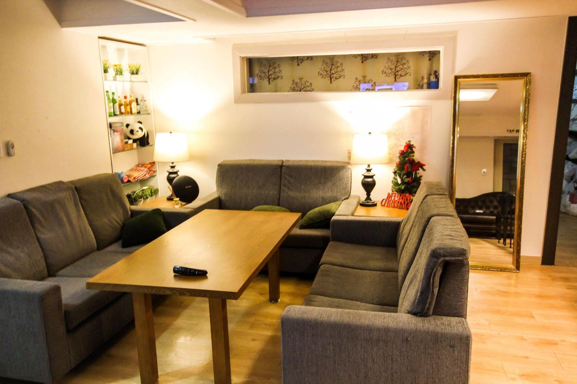 Zaza Backpackers Seoul