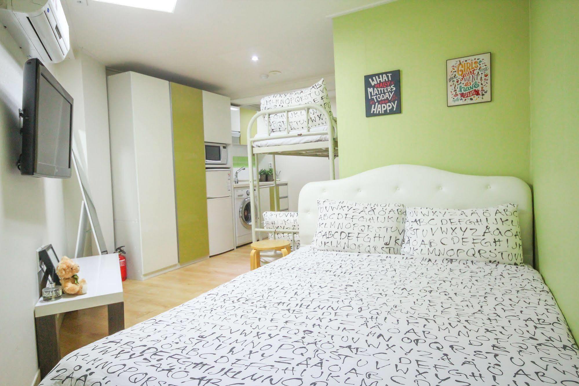 Guest house Zaza Backpackers 2*